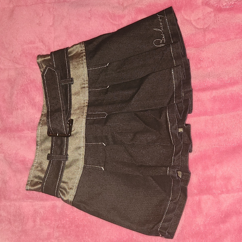 NWOT Authentic Burberry skirt